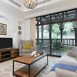 Maison Privee - Burj Khalifa Community