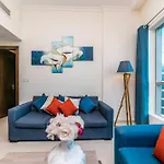 Icon Casa Living - Bay Central Tower