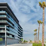 Dhh- Luxurious 1 Bed 4Th Floor Quartz Residence City Walk B1