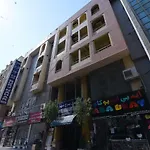 Oyo 273 Burj Nahar Hotel