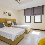 4 Bedroom Garden Villa At Frond O By Deluxe Holiday Homes