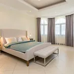 4 Bedroom Garden Villa At Frond O By Deluxe Holiday Homes