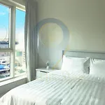 Aladdin Stays - Royal Oceanic Tower