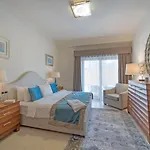 Luxurious 3Br Townhouse With Maid\'S & Private Pool In Palm Jumeirah