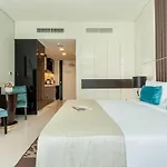 Staycae Bay\'S Edge