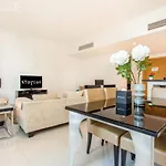 Staycae Holiday Homes - Capital Bay