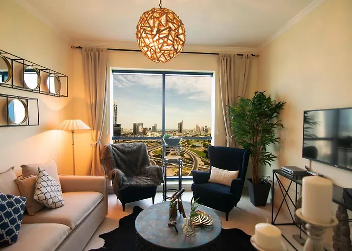 Lux Bnb I X1 Tower I Golf Course & Sea Views