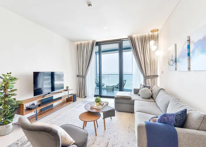 Elegant 2 Bedroom Apt With Spectacular Views In The Address