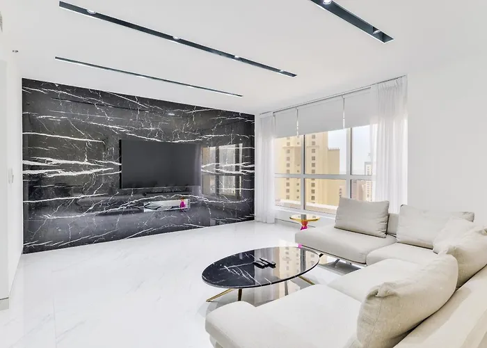 Waterfront Luxury 3Br With Maids Room In Jbr, Dubai