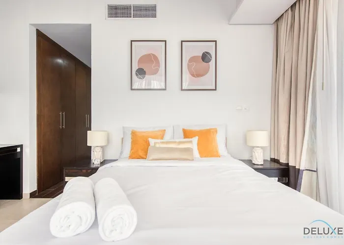Homely 1Br At The Matrix Dubai Sports City By Deluxe Holiday Homes
