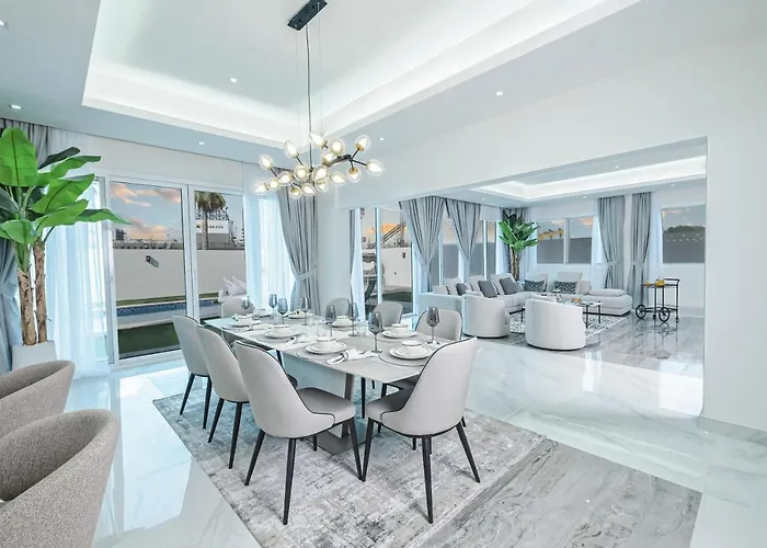 Luxury Modern White Villa On Island 9,500 Sqft