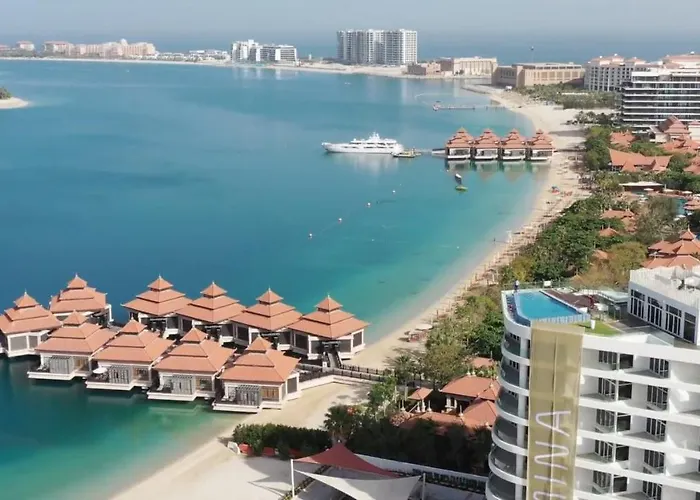 Azizi Mina The Palm, Free Beach And Pool Access