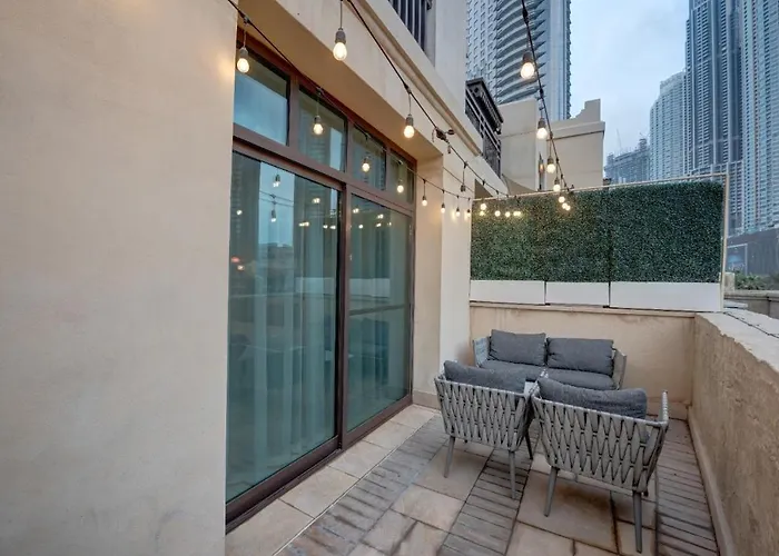 Durrani Homes - Persian Luxury At Souk Al Bahar With Private Jaccuzi