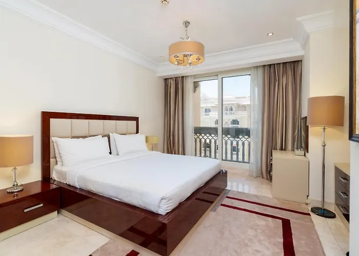Royal Club By Rvhr, Grandeur Residence Crescent Palm Jumeirah