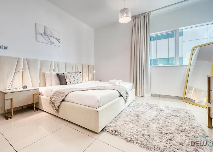 Dreamy 2Br At Marina Pinnacle Dubai Marina By Deluxe Holiday Homes