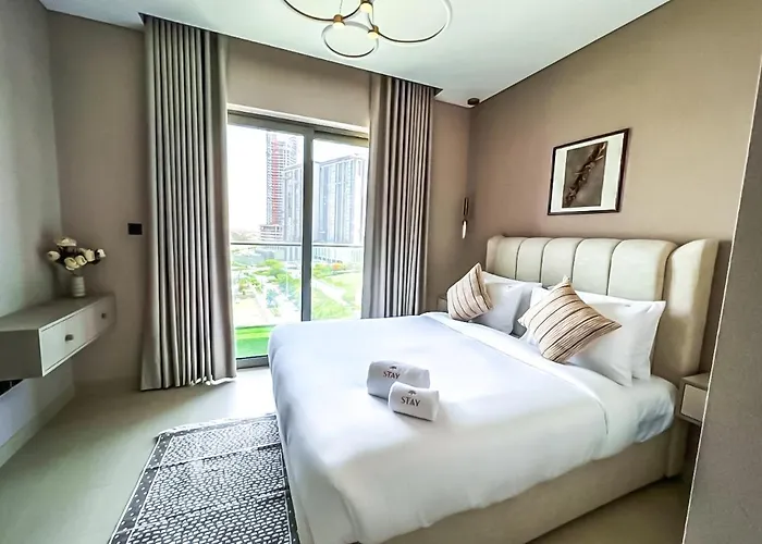 Stay By Latinem Luxury 2Br Holiday Home Cv B609 Near Burj Khalifa