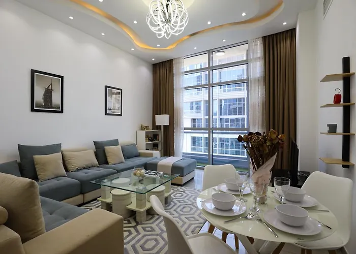Higuests - Euphoric Apt With Panoramic Marina Views