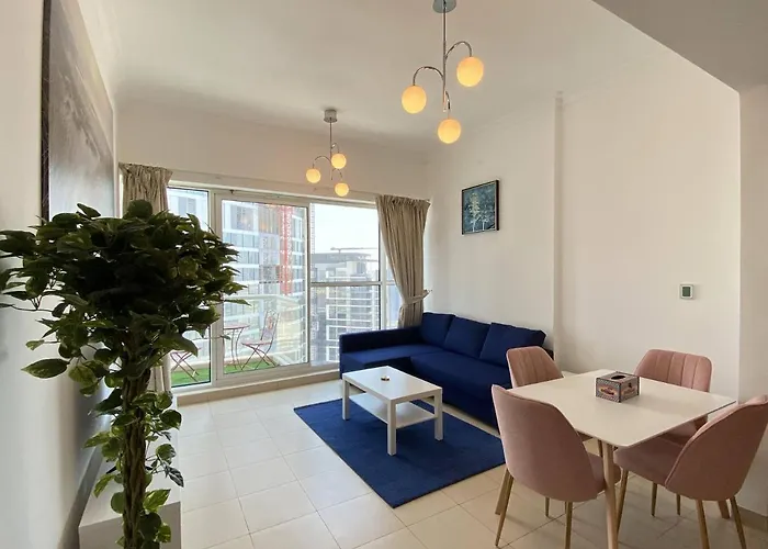 Lux Bnb I Mayfair Tower I Sky Line Views