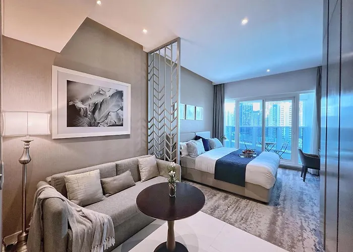 5-Star Luxury Studio Near Burj Khalifa With Amazing Canal & City View!