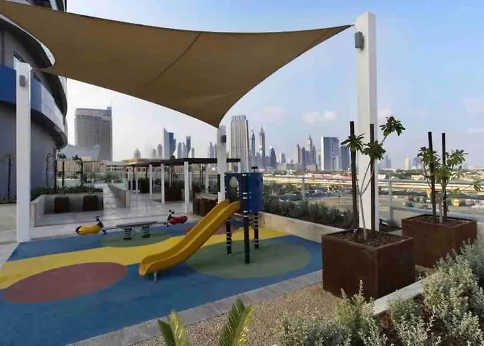 Luxury Living & Fully-Furnished 3 Bedroom Apartment Next To Dubai Mall