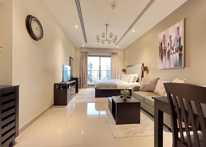 Trophy - Downtown Scape Views Suite