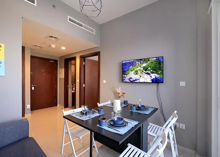 Reva Residences - 5 Min To City Center Downtown - Views To The Canal