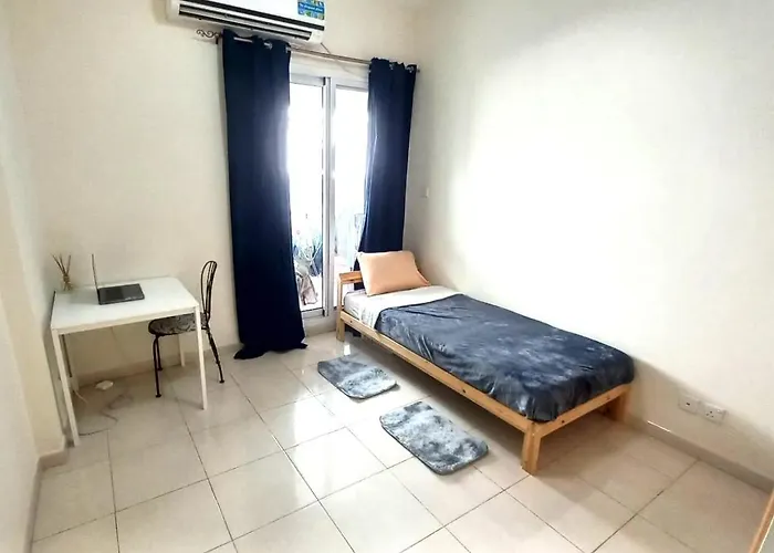 Dubai Homestay - Private Single Room