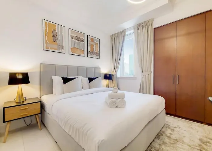 Al Murjan, Marina - Trendy Two Bedroom