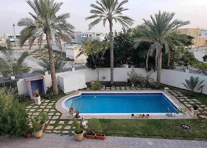 Warqa Garden