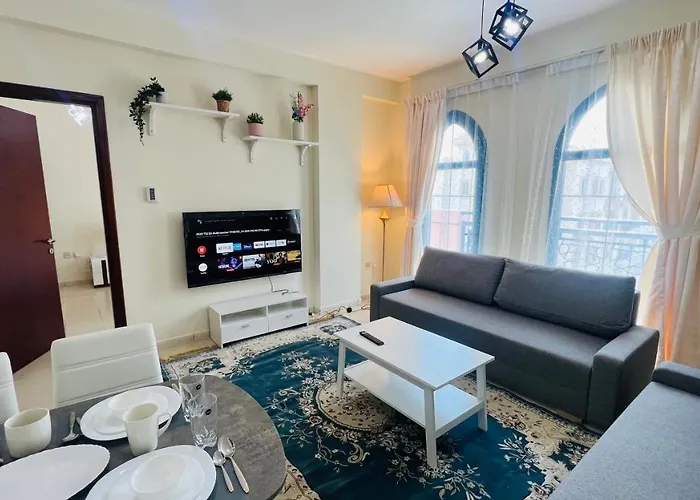 Newly Furnished Cozy One Bed Room Apartment 2 Bathroom City View