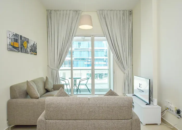 Luxury Escapes - Cozy 1 Bedroom With Study Room In Dubai Marina Park Tower