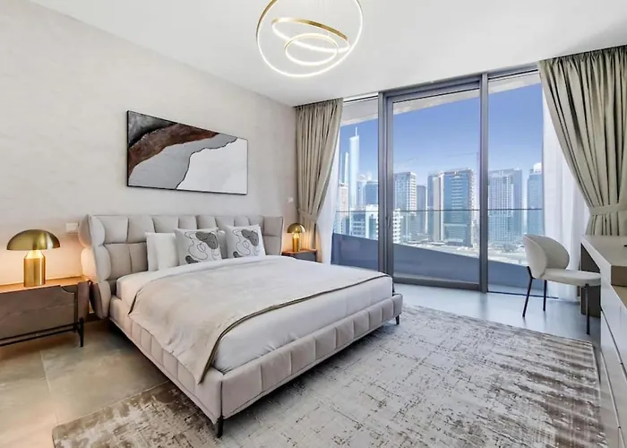 Stella Maris, Dubai Marina - Striking Two Bedroom