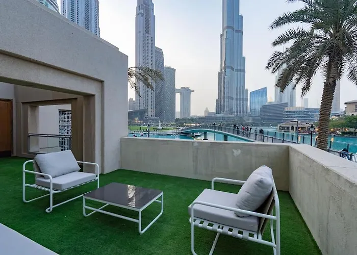 Majestic Duplex Villa With Burj Khalifa View In Downtown Dubai