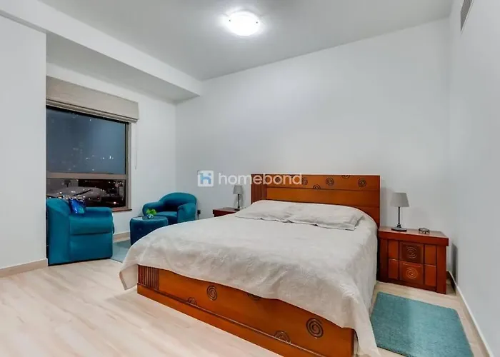 Nice Studio With Kitchen