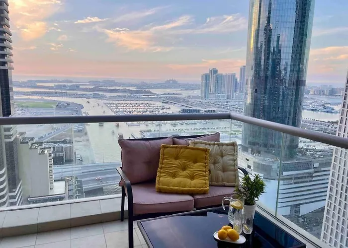 Stunning Canal And Palm View Apartment \'Best Unit\'