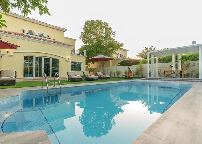 6 Plus 1 Bdr Villa Jumeirah Park With Amz Climatized Huge Private Pool - 5 Min From Jbr Beach