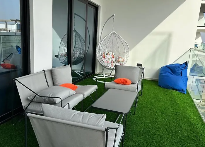 Luxury 2 Bedrooms 5 Minutes From Burj Khalifa