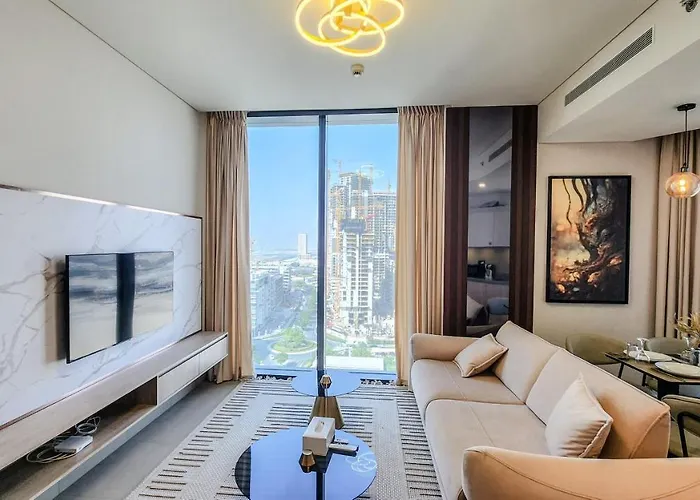 Stay By Latinem Luxury 2Br Holiday Home W1704 Near Burj Khalifa