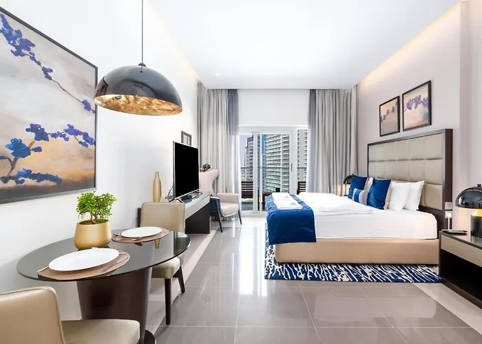 Stunning Studio Near Burj Khalifa