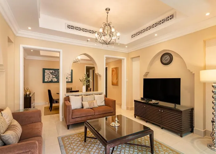 Classic & New - 1Br Apartment In Oldtown,Downtown - Allsopp&Allsopp