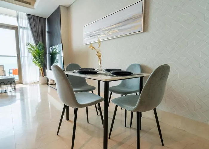 Higuests - Unparalleled Sea View From This Unique Corner Unit