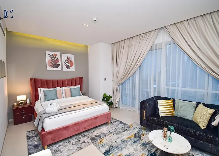 Luxury Escapes - Modern Studio In West Avenue Dubai Marina