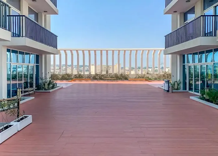 Studio In Al Furjan - Near Metro Dubai & Expo 2020