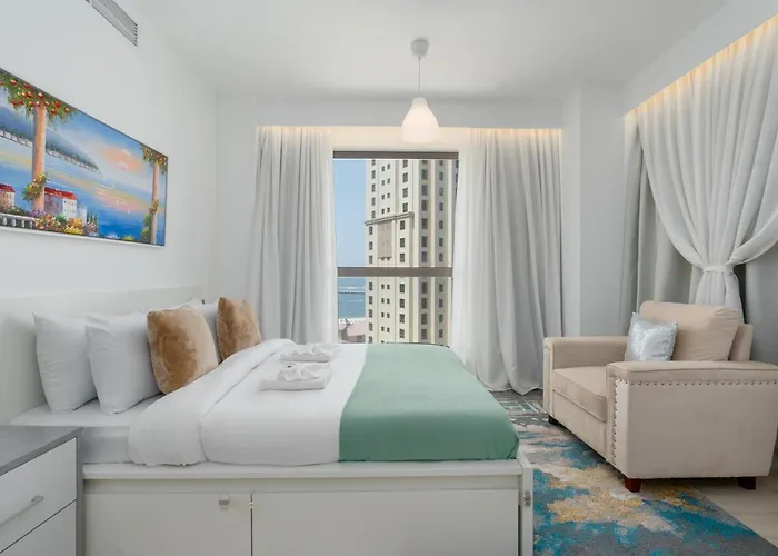 Vacay Lettings Fully Renovated Lux Beachfront 3Bed At Jbr
