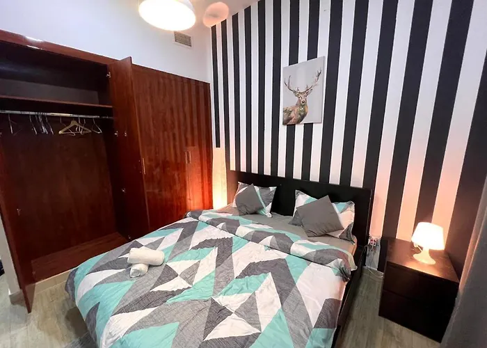 Elite Master Room In Dubai Marina Near Blue Water