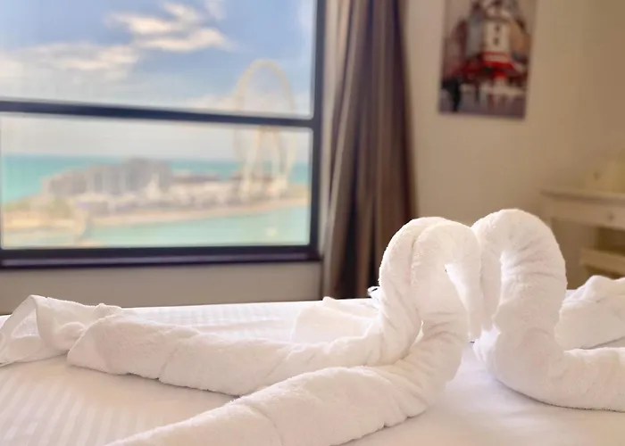 Jbr Sea View 2 Bedroom Apartment