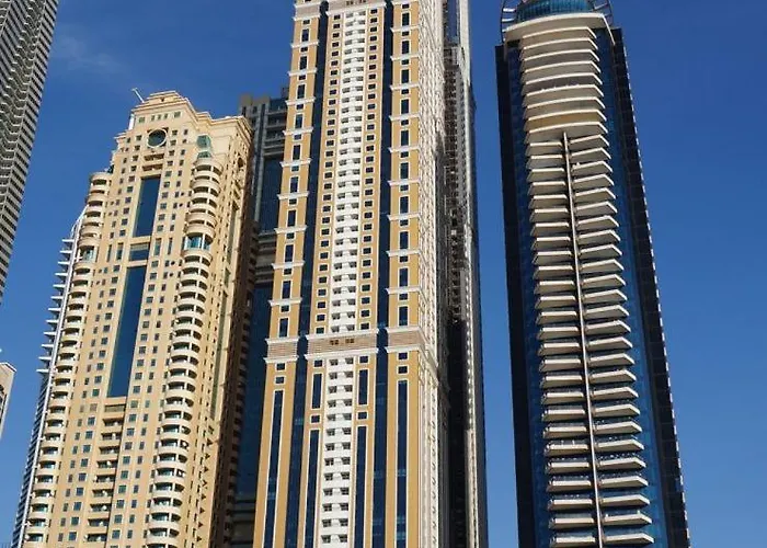 Ensuite Rooms In Coliving Apartments In Marina