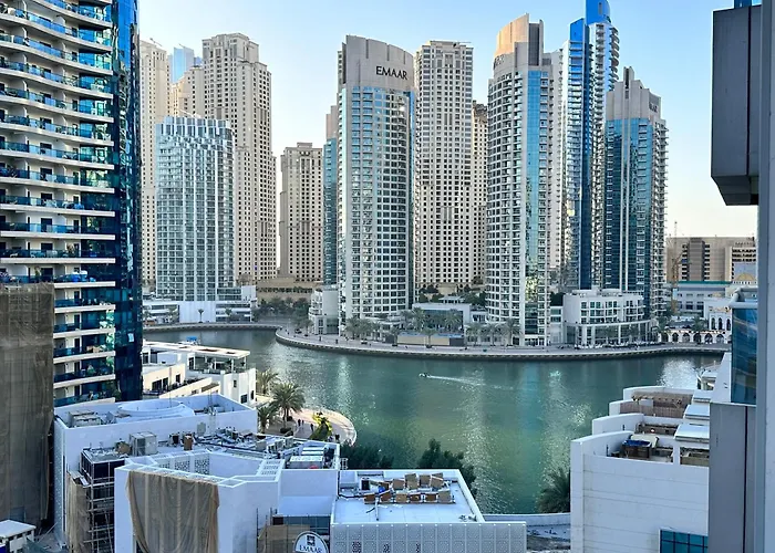 Stay In Heart Of Dubai Marina Walk To Jbr Beach 8