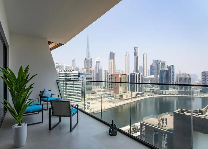 Easygo - Binghatti Canal Burj Khalifa View 1 Bedroom