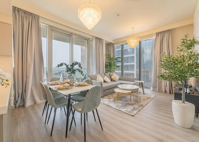 First Class 2Br With Full Dubai Boulevard View